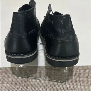 Steve Madden | Shoes | Steve Madden Black Leather Chukka  display picture 1
